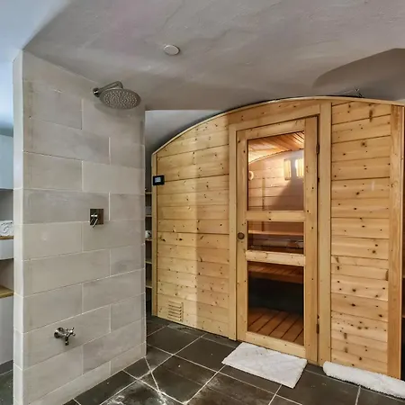 Chalet Le Marti *